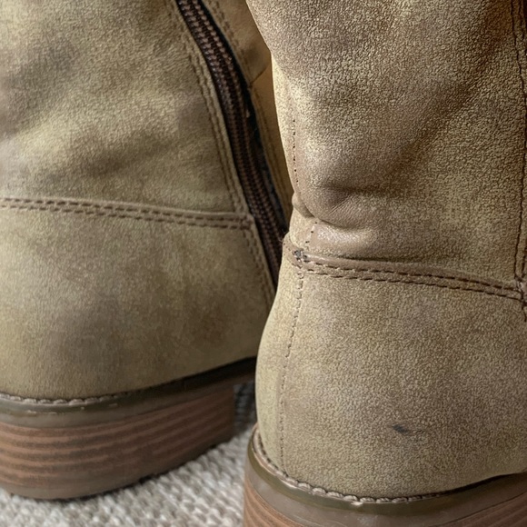 GH Bass Derica Distressed Tan Faux Leather Riding Boots With Stretch Size 8.5 - Picture 10 of 11